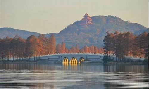 武汉东湖风景区简介_武汉东湖风景区简介资