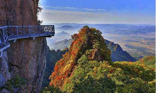 丹东凤凰山旅游_丹东凤凰山旅游景区介绍